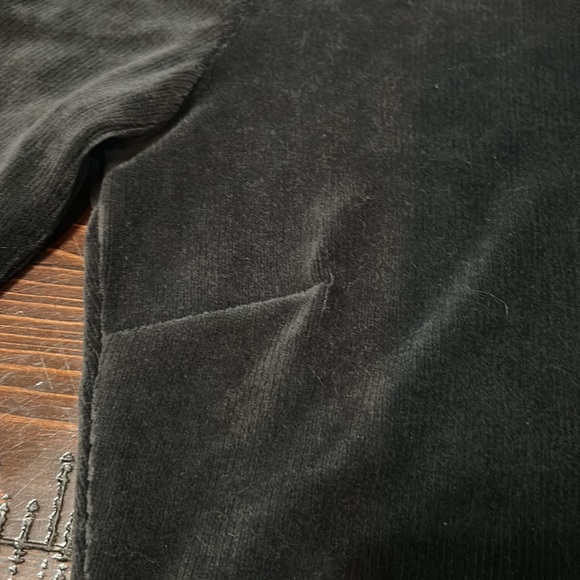 Velour black long sleeve crop - Picture 3 of 3